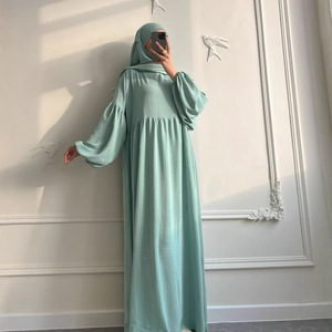Abaya fluide pour femmes avec des détails élégants sur les manches, tenue modeste, vente en gros, Eid Ramadan, Abaya élégante en une seule pièce - Product Image 4