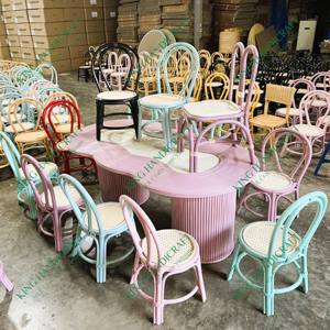 Chaise moderne de charme en rotin pour enfants pour les fêtes intérieures et extérieures Sièges élégants et confortables pour le salon et la cuisine - Product Image 4