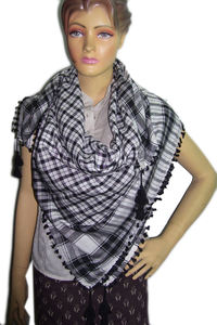 Nouveau cache-cou long tricoté pour femme, rayé coloré, en fausse laine écologique, doux et protecteur pour le cou, collection automne-hiver - Product Image 1