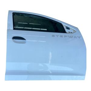 Porte avant droite DACIA Sandero STEPWAY Série 801007952R K9K C6 (12>21) - Product Image 1