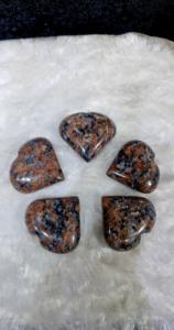 Cristal de Cuarzo Corazón de Piedra con Llama Natural, 50-55 mm, Piedra Semipreciosa, Tallado a Mano - Product Image 3