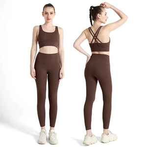 Ensemble de yoga pour femmes de haute qualité, nouveau style, décontracté, coupe régulière, 2 pièces, ensemble de yoga sans couture - Product Image 5