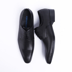 Zapatos Oxford estilo italiano - zapatos formales de cuero muy demandados - Product Image 2