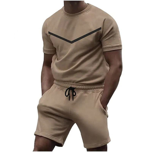 Conjunto de pantalones cortos informales de verano 2025 para hombre, camiseta de manga corta y pantalones cortos, conjunto de chándal sólido, conjunto corto de verano para hombre, ropa para hombre - Product Image 2