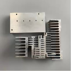 Inversor de pila de carga de disipador de calor de cobre de aleación de aluminio OED ODM personalizado con perforación de soldadura de corte de fundición a presión de extrusión - Product Image 5