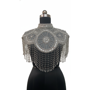 Capa de Lujo Ellora Hecha a Medida con Cuentas Hechas a Mano, Detalles Brillantes de Lentejuelas, Material de Licra/Nailon para Clientes de Boutique y Revendedores de Ropa - Product Image 1