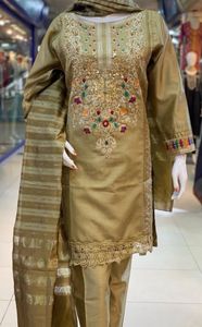 ชุดเดรสผู้หญิงปากีสถานแฟนซีงานปักลวดลายสวยงาม - Product Image 4