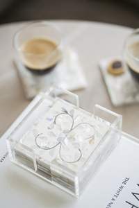 NUEVA CAJA DE SERVIR CHOCOLATE DE ACRÍLICO CON INCORPORACIÓN DE NÁCAR, REGALOS TRADICIONALES DE RAMADÁN Y EID EN EAU - Product Image 2