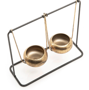 Bougeoir en métal au design élégant pour décorer la maison festive hôtel restaurant décoration de table de mariage quantité en vrac en gros - Product Image 2