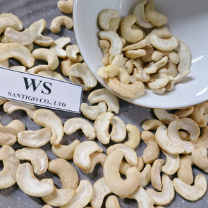 Nueces de Anacardo Kaju Badam, Partidas, Servicio Personalizado Disponible, Granos de Nueces SANTIGO - Product Image 1