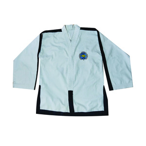 Venta caliente Niños y adultos Traje de Karate Precio barato Poliéster Algodón Bordado Logo Diseño Ropa deportiva Servicio OEM disponible - Product Image 1