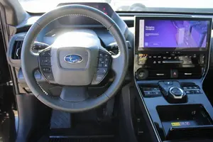 SU BA RU SOLTERRA TOURING 2023 d'occasion, conduite à gauche/droite - Product Image 3