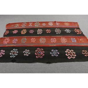 Turkish Vintage Area <b>Rug</b> 5x7.5 ft, Red Black <b>Check</b> <b>Rug</b> - Product Image 3