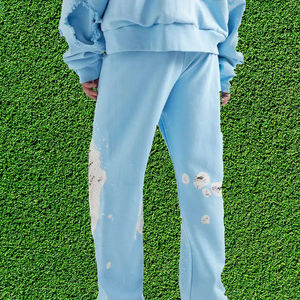 Survêtement unisexe respirant pour homme, style streetwear hiver, avec broderie et patchs effet usé, comprenant un sweat à capuche zippé et un pantalon évasé, finition effet acide - Product Image 3