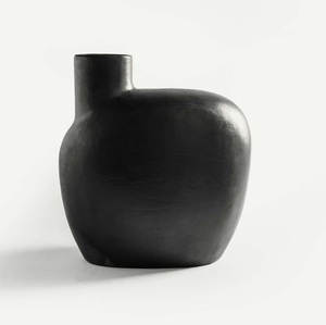 Nuevo florero de hierro, gran oferta, maceta de jardín de Metal con asa, florero de mesa moderno con recubrimiento de polvo negro mate a la venta - Product Image 6