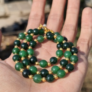 สร้อยคอเงินแท้ประดับพลอยอะเวนทูรีนสีเขียวทรงกลมขนาด 8 มม. เครื่องประดับสำหรับงานแต่งงาน - Product Image 2