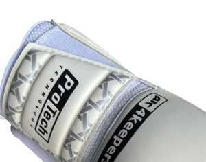 Gants de gardien de but en cuir avec conception personnalisée Sangle de poignet réglable en latex à prise solide Conception de niveau professionnel-Matériau en caoutchouc à coupe négative - Product Image 6