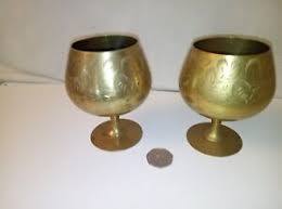 แก้วไวน์ทองเหลืองพรีเมียม แก้วทรงสูงสลักลายด้วยมือ แก้วโลหะวินเทจคลาสสิก แก้วดื่มเหล้า ของตกแต่งบาร์ ของขวัญงานแต่งงาน ของตกแต่งโต๊ะอาหาร - Product Image 5