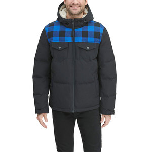 Abrigo de moda para hombre, tendencia brillante, corto, grueso, de invierno, chaqueta acolchada para hombre, hecha en Pakistán - Product Image 3