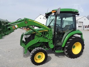 Tractor Agrícola JOHN DEERRE 3039R 2025 con Motor de 55HP y Caja de Cambios - Product Image 6