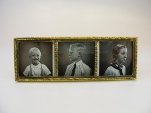 Porte-photo décoratif polyvalent 3 en 1 de designer moderne pour la maison, le bureau, les souvenirs de cadeaux de mariage de table - Product Image 1