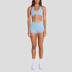 Ensemble de yoga deux pièces pour femme, soutien-gorge de sport et short taille haute froncé aux fesses, personnalisé, de haute qualité et uni - Product Image 4