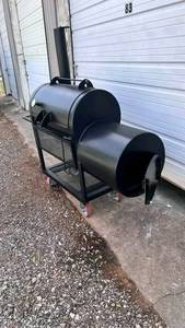Compre con Garantía: Parrilla Ahumadora de Carbón de Acero Negro con Caja de Fuego Lateral y Ruedas - Product Image 6