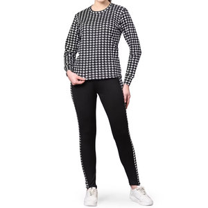 Survêtement pour femmes fabriqué au Pakistan, très vendu, nouveau design tendance, 100% coton, couleur unie - Product Image 1
