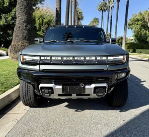 GMC Hummer EV SUV Edición 1 2024, Motor Único Delantero, Motores Traseros Dobles - Product Image 1