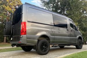 Vehículo Usado a Precio Accesible - Volante a la Izquierda |   CONDUCCIÓN DERECHA |   Mercedes-Benz Sprinter 2500 4x4 2020 - Product Image 5