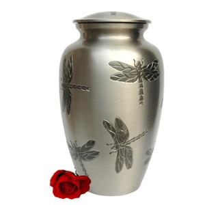Urnes funéraires élégantes faites à la main en fer, de forme ronde, imprimées, en laiton, pour cendres, souvenir de crémation, vente en gros - Product Image 2