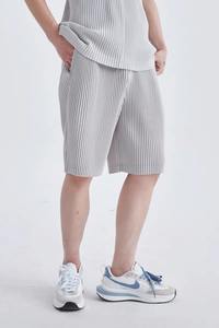 <b>Men's</b> Polyester Pleated <b>Shorts</b> Elastic Waist Solid Color <b>Lightweight</b> Knitted Loose Fit Summer Beach Casual Pants - Product Image 6