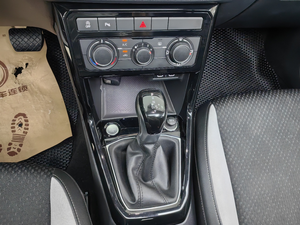 Used 2023 200TSI DSG SUV <b>Yue</b> Zhi Lian Smart Connectivity Edition Compact Gasoline Vehicle In good condition - Product Image 5