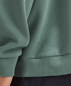 Vente en gros de sweats à capuche streetwear de luxe en coton 350 g/m² pour hommes, vierges, coupe courte, coupe carrée, oversize, personnalisables, grammage lourd, pour fabricants - Product Image 4
