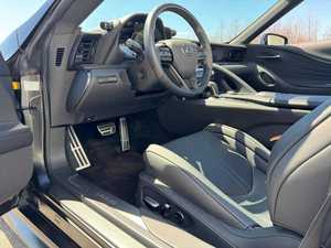 2022 L e x u s LC 500 Convertible 6.300 millas, 5,0 litros V8, paquete de turismo, listo para envío rápido - Product Image 4