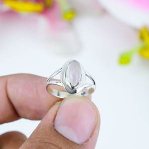 New Arrival 925 Sterling Silver Handmade <b>Ring</b> Vintage Silver Plated Natural <b>Rose</b> <b>Quartz</b> Gemstone Jewelry For Weddings - Product Image 1