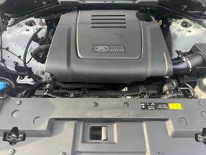 Defender 110 S 2022, 4x4 permanent, pack climat froid, peu modifié - Product Image 6