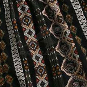 Pantalones cortos de gimnasio de yoga más vendidos para mujeres en pantalones cortos de gimnasio de yoga transpirables personalizados de bajo precio - Product Image 5