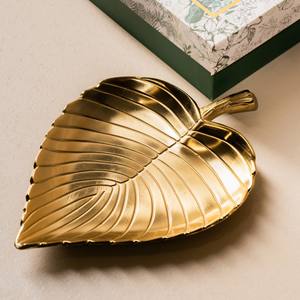 Plateau décoratif en métal en forme de feuille d'or, nouveau et très vendu, pour la décoration de la maison, centre de table, rangement de bijoux, bonbons et utilisation au Golfe - Product Image 1