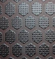 Madera contrachapada antideslizante de abedul para suelos Madera contrachapada antideslizante para uso estructural Madera contrachapada antideslizante resistente - Product Image 4