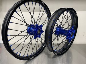 Achetez un nouveau jeu de roues Talon Red Wheel Set Excel Rims 19 | 21 - Product Image 5