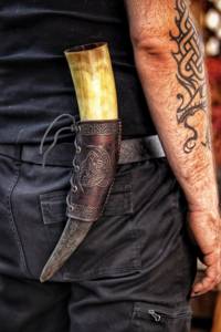 Gran cuerno vikingo para beber para amantes de la cerveza y la cerveza cuerno vikingo Premium para auténticas experiencias de bebida medieval - Product Image 5