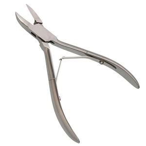 Venta al por mayor de alta calidad, herramienta de cuidado de uñas de acero inoxidable, cortadora de cutículas, cortadora de cutículas de uñas duradera para salón de uñas Pakistán - Product Image 6