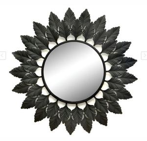 AK กระจกติดผนังโลหะดีไซน์รูปใบไม้ทองเหลืองพร้อมกระจกตกแต่งผนังทันสมัยสีดำสำหรับตกแต่งผนังร้านอาหาร - Product Image 1