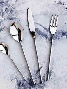 Juego de cubiertos de metal de acero inoxidable hecho a mano de calidad fresca Fabricante y exportador Juego de cubiertos de metal de nuevo diseño La mejor vajilla - Product Image 2
