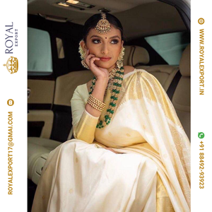 นำเสนอชุดส่าหรีบานาราซีออร์แกนิกที่มีเสน่ห์และระบายอากาศได้ดี สำหรับผู้หญิง ผู้ใหญ่ ซักได้ ผลิตในอินเดียและปากีสถาน ลวดลายปั๊มนูน ซักมือ - Product Image 5