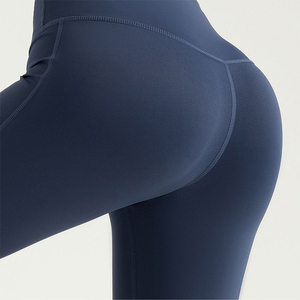 Venta al por mayor sólido de cintura alta Scrunched Butt Yoga Gym Pants para mujeres Personalizable Logo Fitness Leggings - Product Image 4