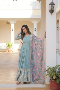 Vestido étnico tradicional de boutique India más vendido con Dupatta Georgette Ropa de fiesta de invierno exclusiva Alta demanda - Product Image 5