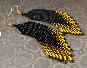 Pendientes de Cuentas Negras y Amarillas de Primera Calidad, Pendientes Largos con Flecos - Product Image 2