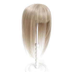 ท็อปเปอร์ผมแท้ยุโรปแบบเรมี่ พร้อมหน้าม้า สีบลอนด์เบจโทนเย็นแบบบาเลยาจ # 17/17/1001 ดีไซน์ลูกไม้ HD ด้านขวา - Product Image 1